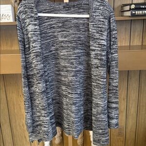 Jeanne Pier Cardigan